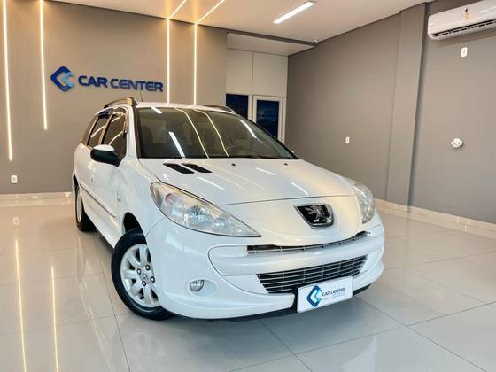 PEUGEOT 207 1.4 XR SPORT 8V FLEX 4P MANUAL PEUGEOT 207 1.4 XR SPORT 8V FLEX 4P MANUAL